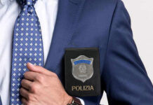 Napoli, mancato rimborso della somma versata per l’acquisto degli abiti civili estivi