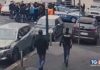 Assalto alla volante a Torino. Assordante il silenzio di chi fino a ieri infiammava la protesta contro la Polizia