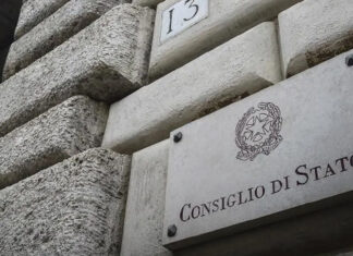Rimborso spese legali, nuovo orientamento del Consiglio di Stato: cosa cambia per il personale Consiglio di Stato, nuovo orientamento sul rimborso delle spese legali per i Poliziotti